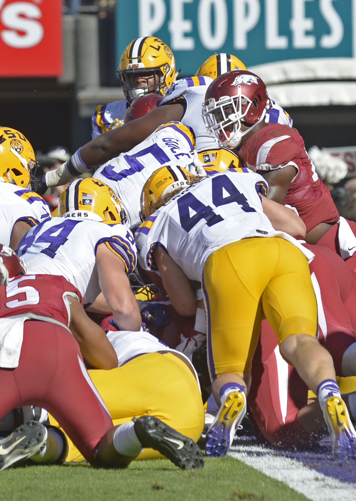 lsuarkansas.111217 HS 1608.JPG